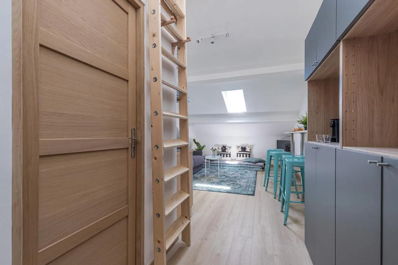 7 Deloye - Charmant 2 Pieces Renove - Dernier Etage - Clim Nice 0*,